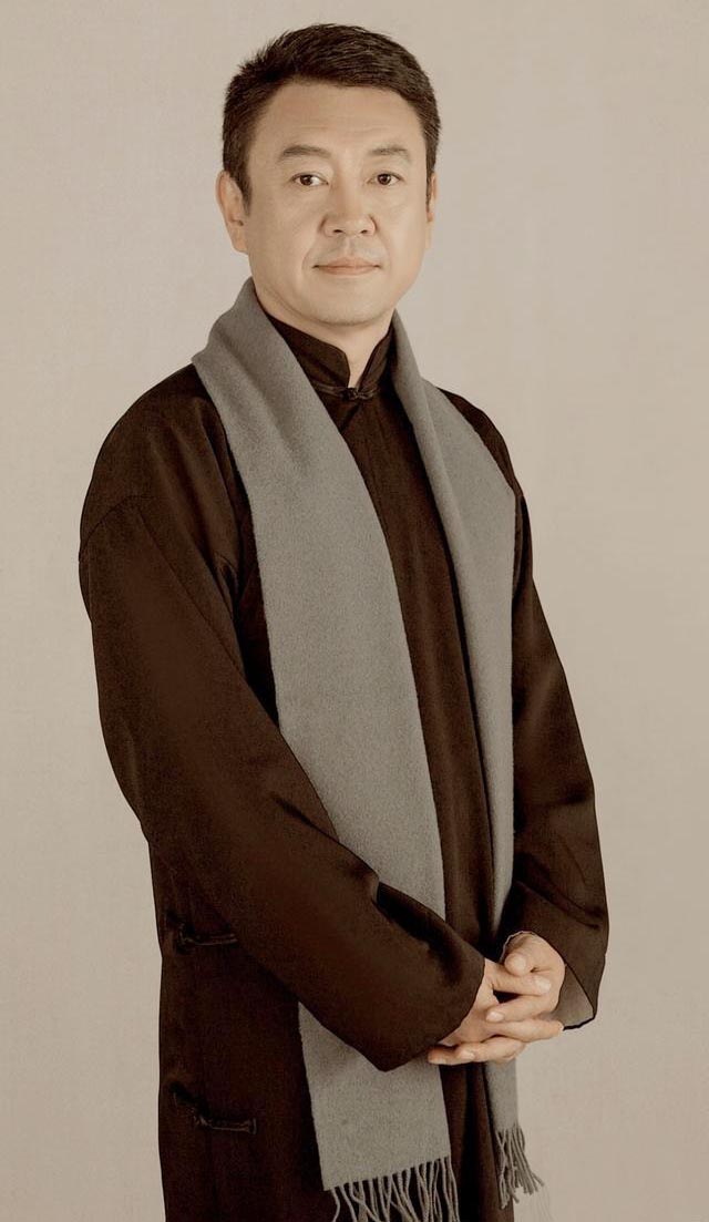 新闻联播前主播杨柳,新闻联播播音员杨柳现在状况