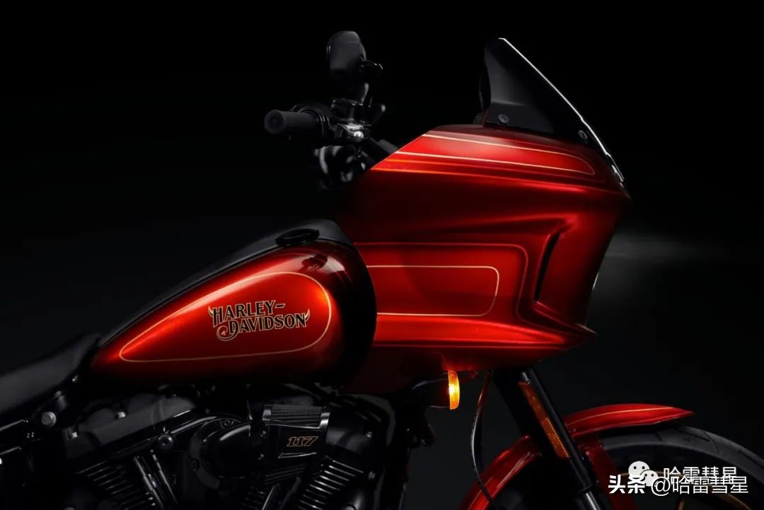 哈雷2024全新路威,2023款哈雷路威st蓝色限量版