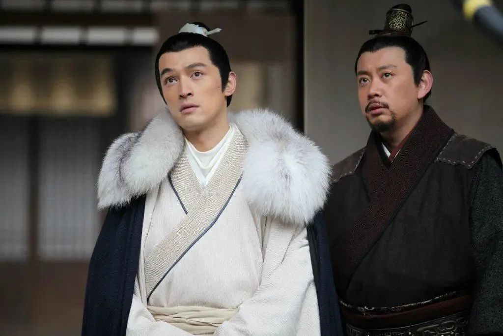 琅琊榜靖王是哪一集认出林殊的,琅琊榜靖王是怎么怀疑林殊身份的