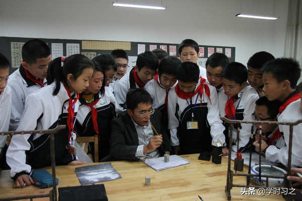 全国中小学生课后服务补课时间表,学校免费给孩子补课