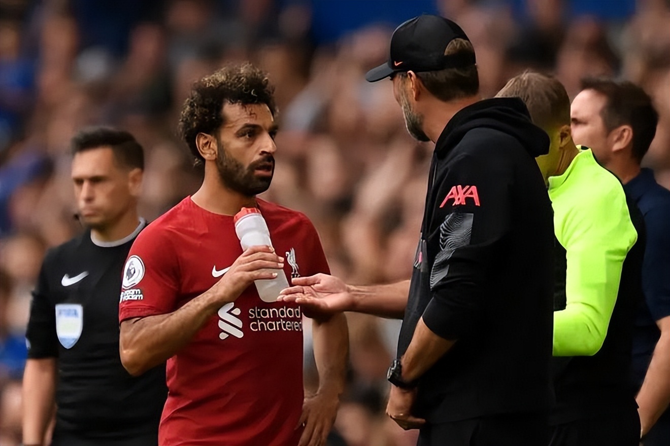 梅西大巴黎c罗,足坛身价排行梅西c罗