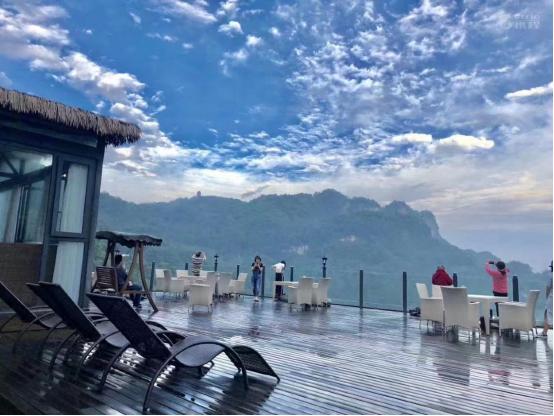 青城山悠人雅舍酒店简介,亲近自然乐享时光