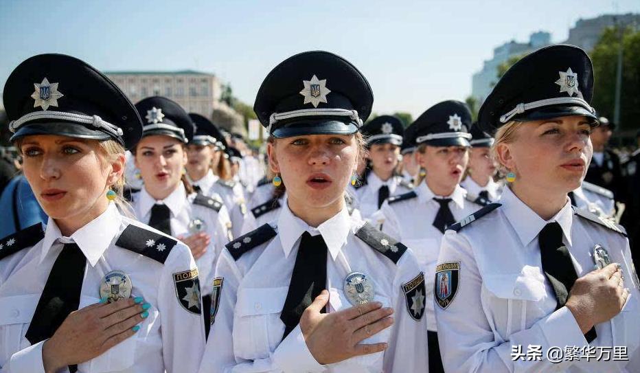 乌克兰90年代财政收入,乌克兰收入上涨了没