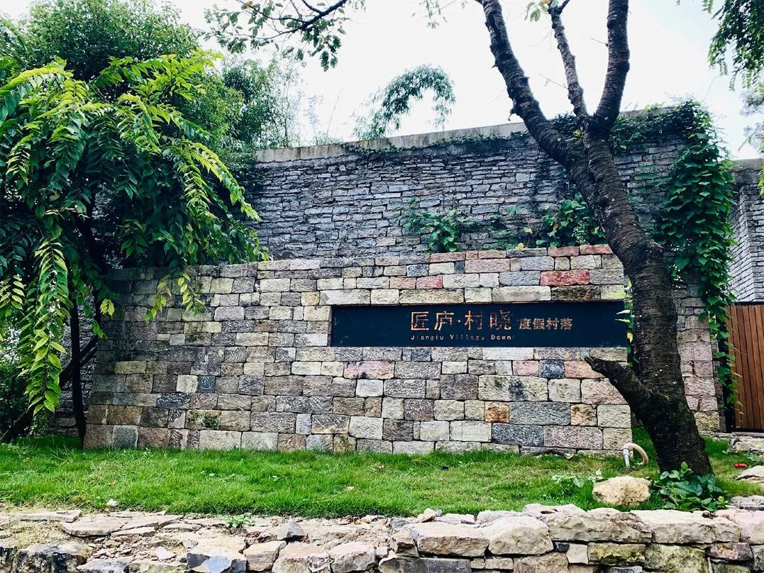 安顺新增旅游景区,中国十大秀美城市安顺视频