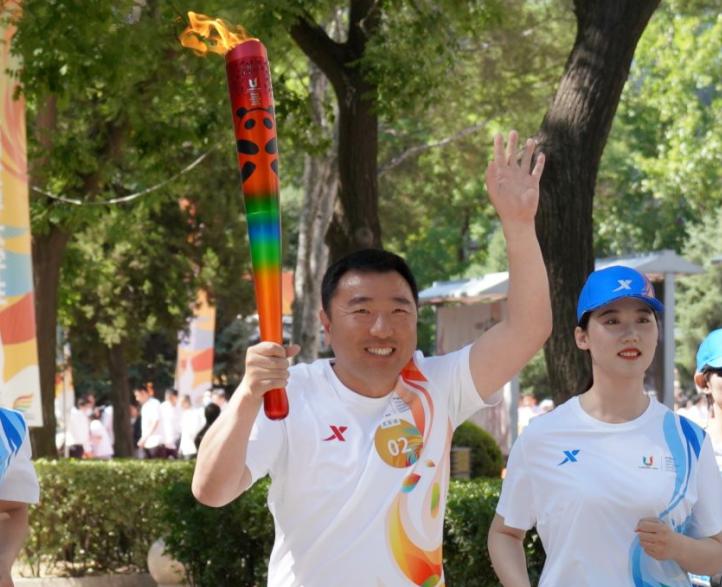 大运火炬成都,成都大运会火炬传递启动