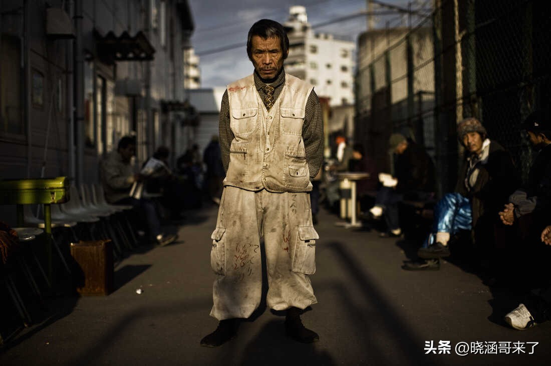 日本网吧难民一个月网费,日本网吧难民