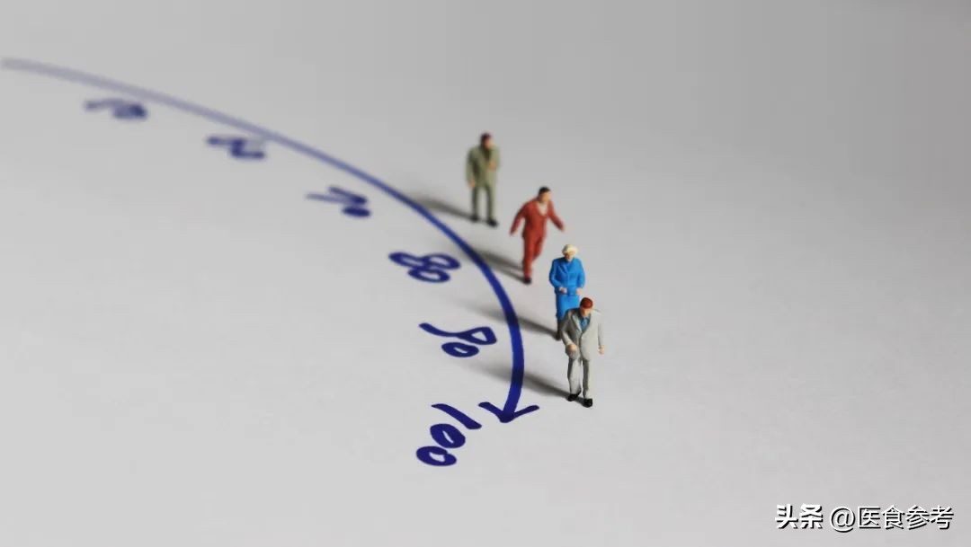 到底有多少人能活到70岁,能有多少人活到80岁