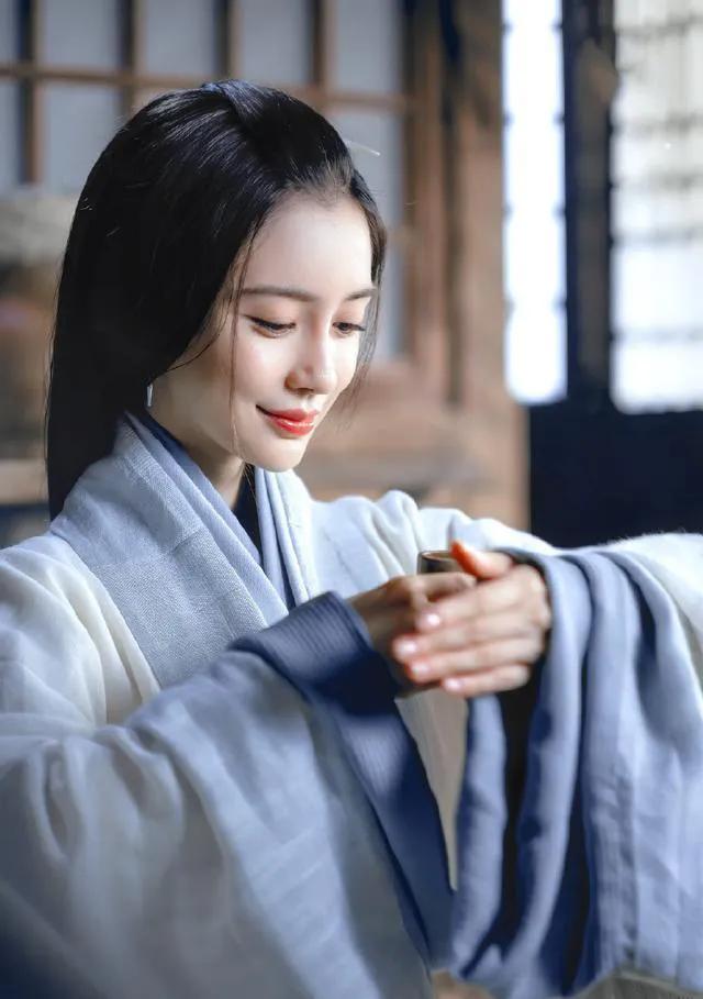 Baby演技登峰造极，一剑击杀贴身丫鬟，柳莹这个角色竟被她演活了