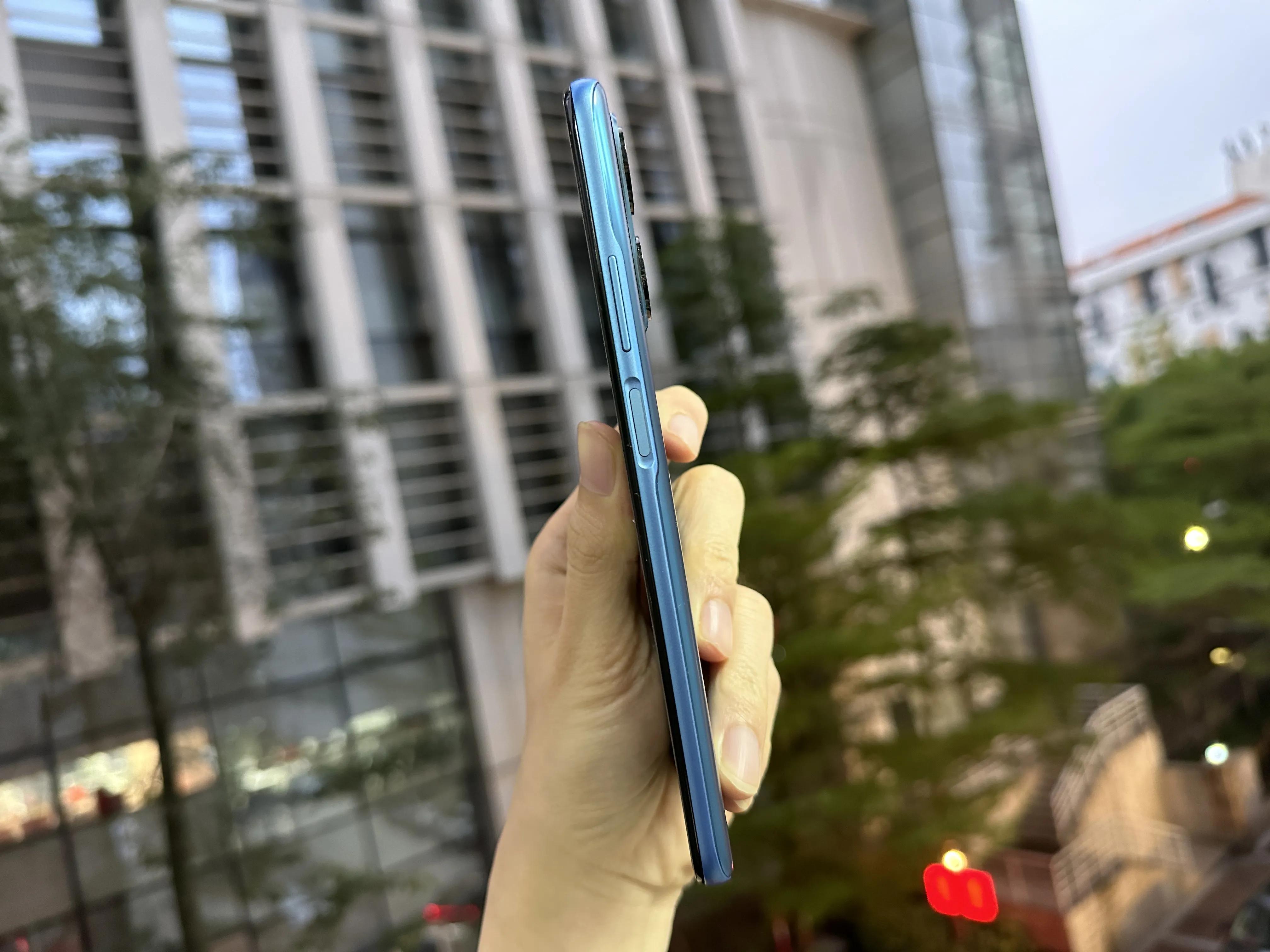 荣耀play7t实际续航测试,荣耀play7tproredminote11哪个好