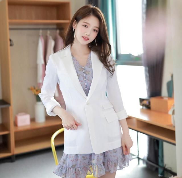 碎花连衣裙雪纺裙中款,短款碎花雪纺裙