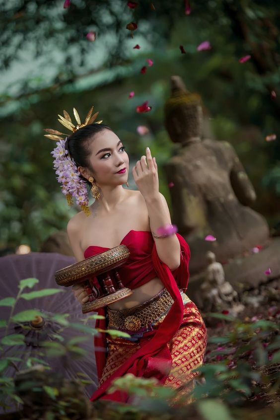 100元人民币能在泰国干什么！很多人看完都想体验一下