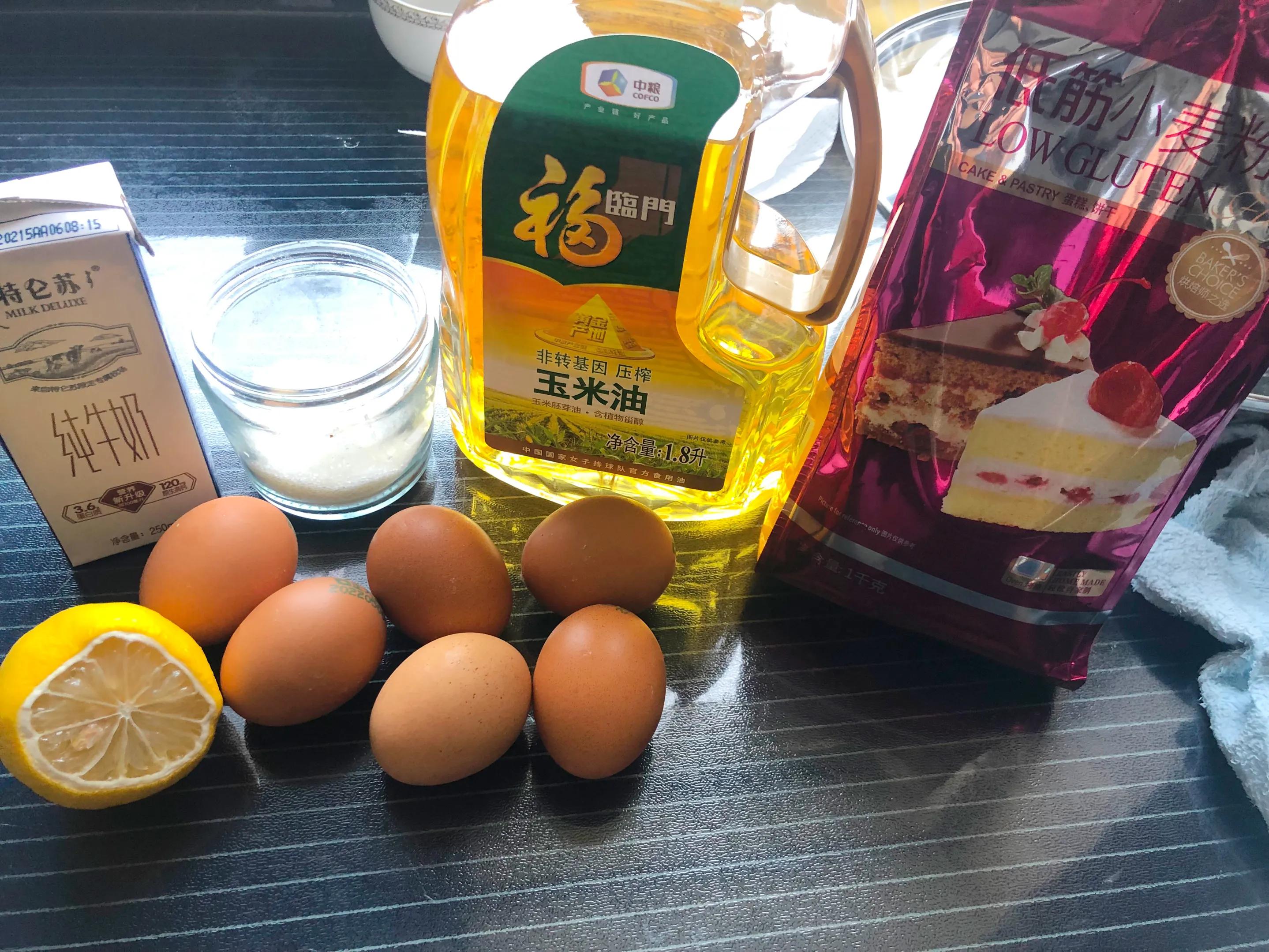 无烤箱无打蛋器最简单蛋糕,戚风蛋糕需要什么样打蛋器