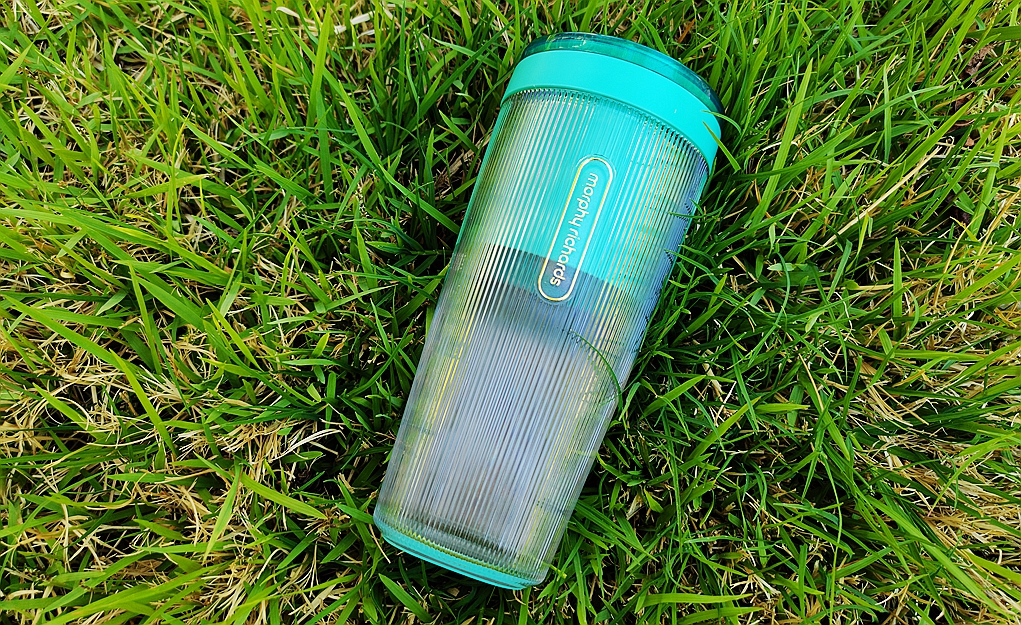 老款摩飞便携榨汁杯首次使用,摩飞便携榨汁杯榨什么口味好喝