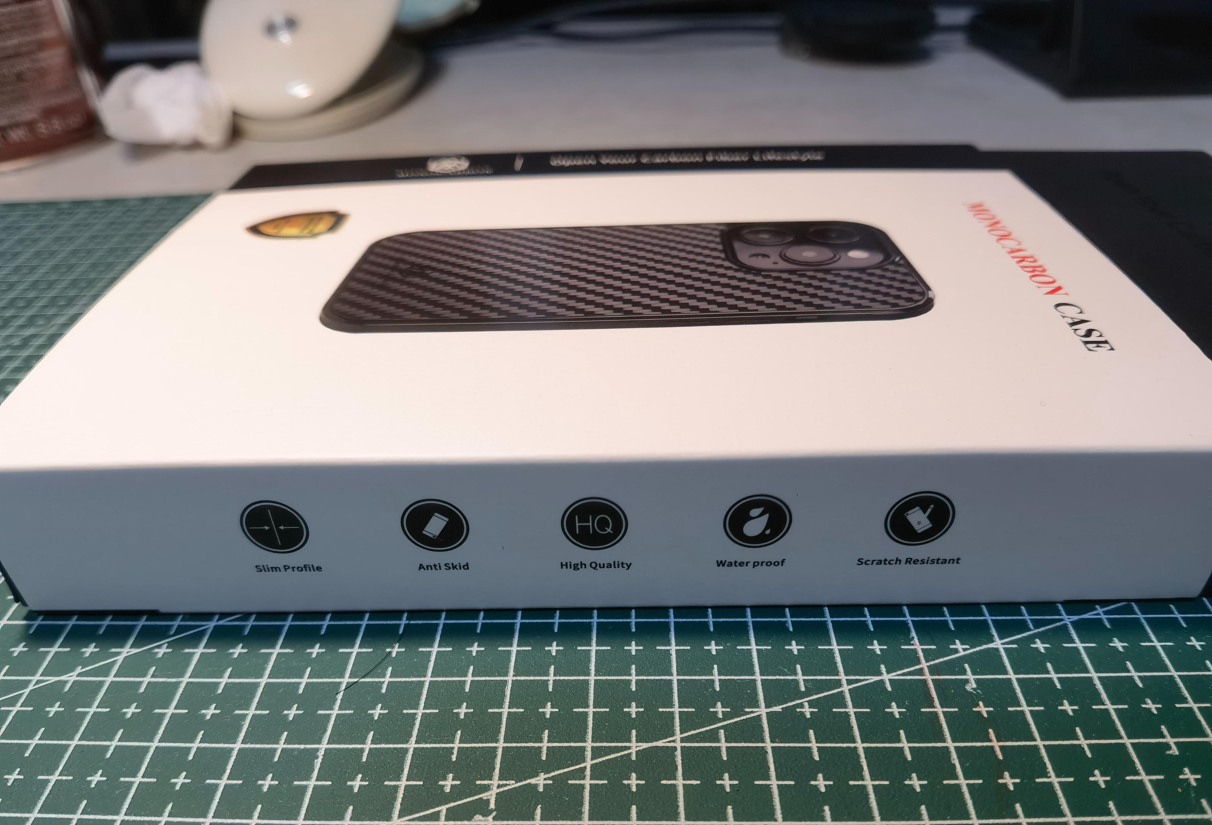 碳纤维手机壳有什么值得推荐的,有没有比碳纤维更薄的手机壳