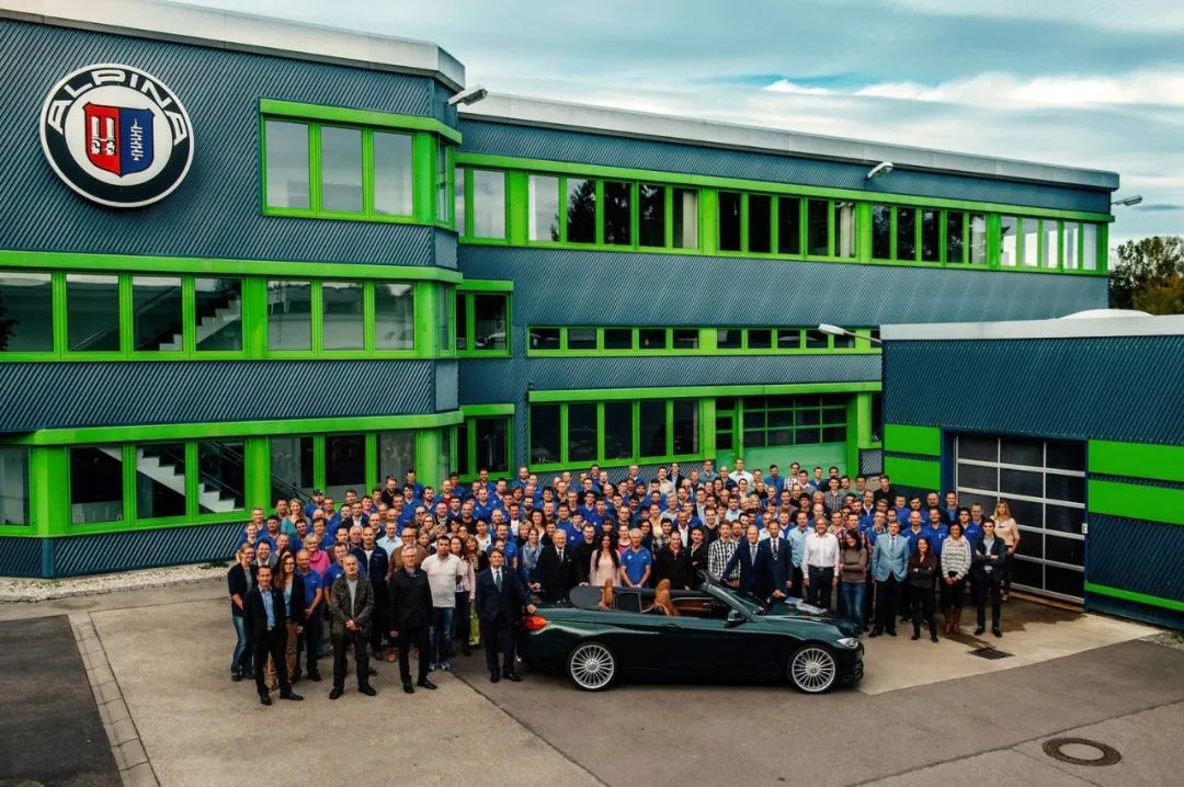 宝马阿尔宾娜1000多万,奔驰有巴博斯宝马有阿尔宾娜