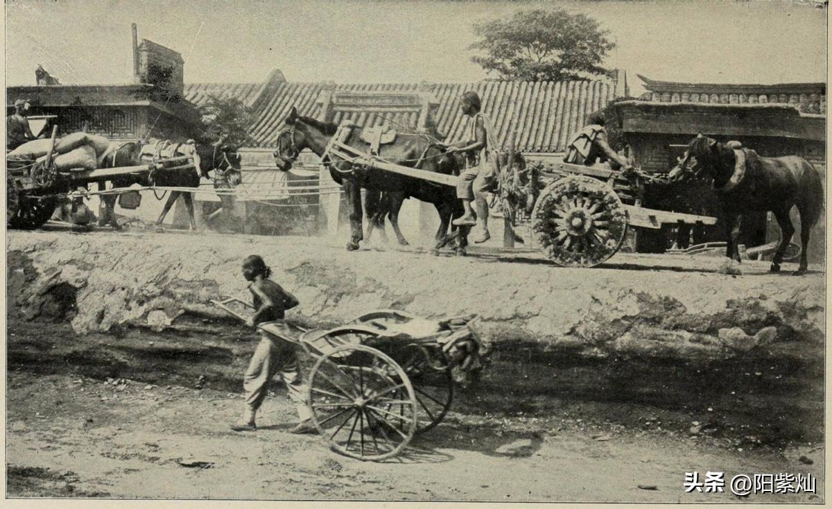 纳粹德国屠杀犹太女人,变态纳粹