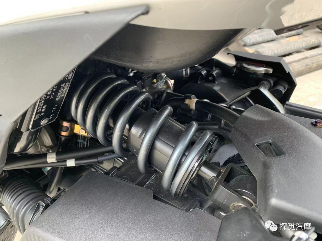 光阳krv180对比三阳drg158,雅马哈nvx155和三阳drg158