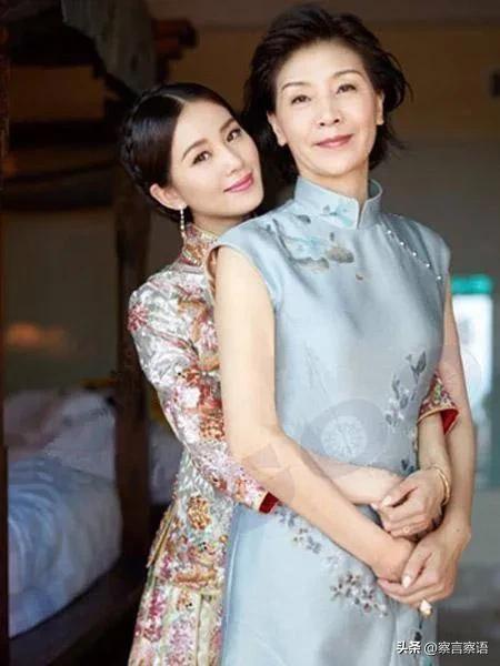 8位鲜少露面的明星妈妈，尤其是最后一位，完全想不到！