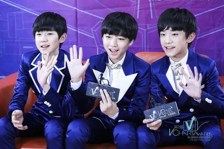 tfboys快本首秀九周年照片,tfboys快本首秀八周年完整版