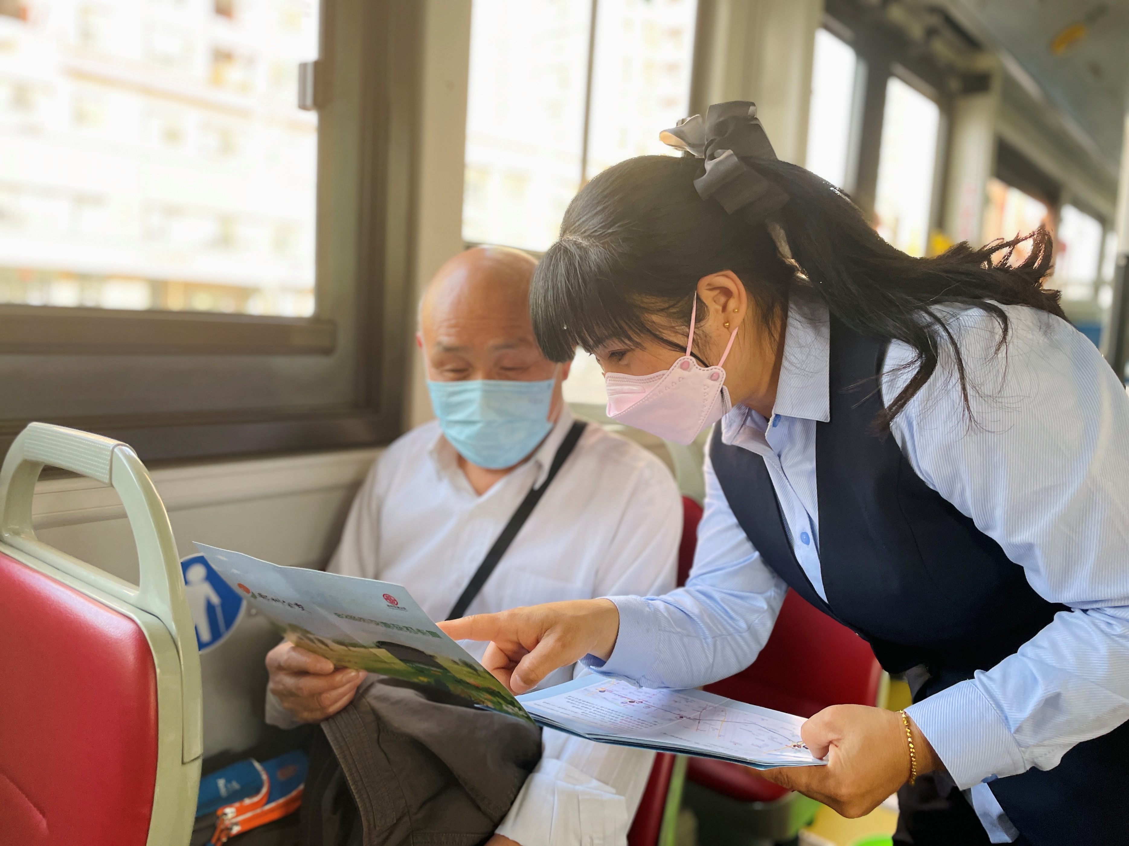 春天到了，郑州公交邀您打卡春日的浪漫之约