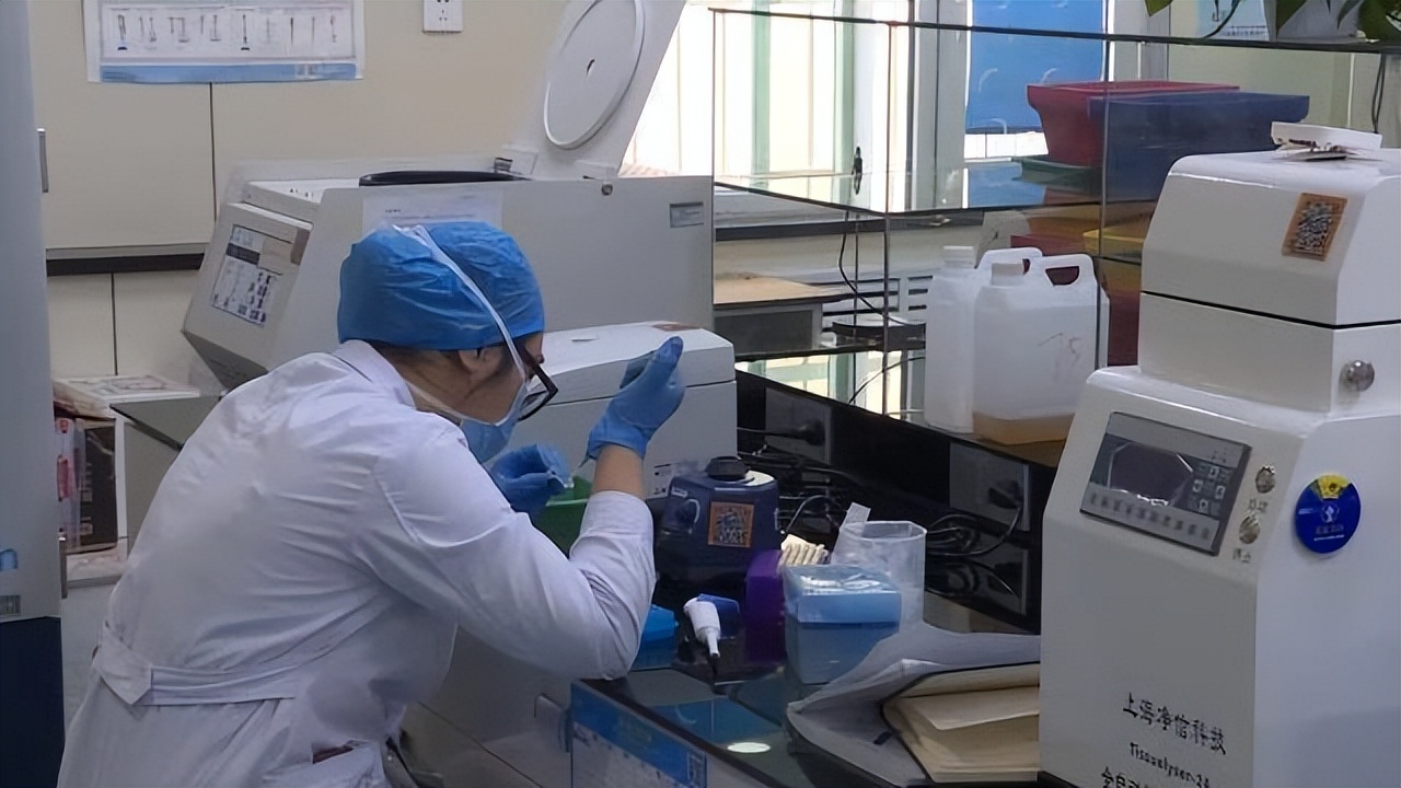 患有乙肝的人，一直不吃药也不治疗，会怎么样呢？