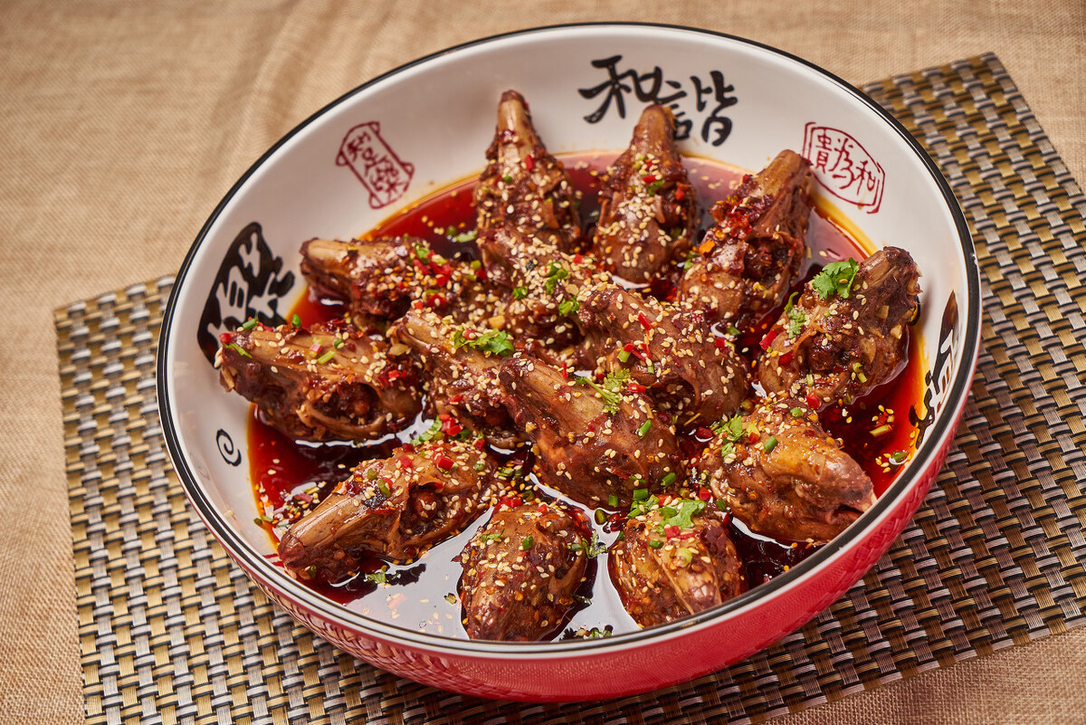 天府四川歌曲,天府四川歌曲原唱版