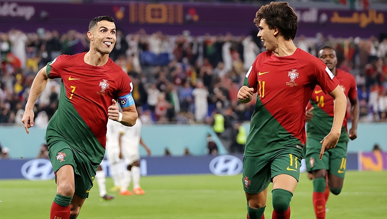 致敬c罗球迷,c罗全力以赴付出百分百的努力