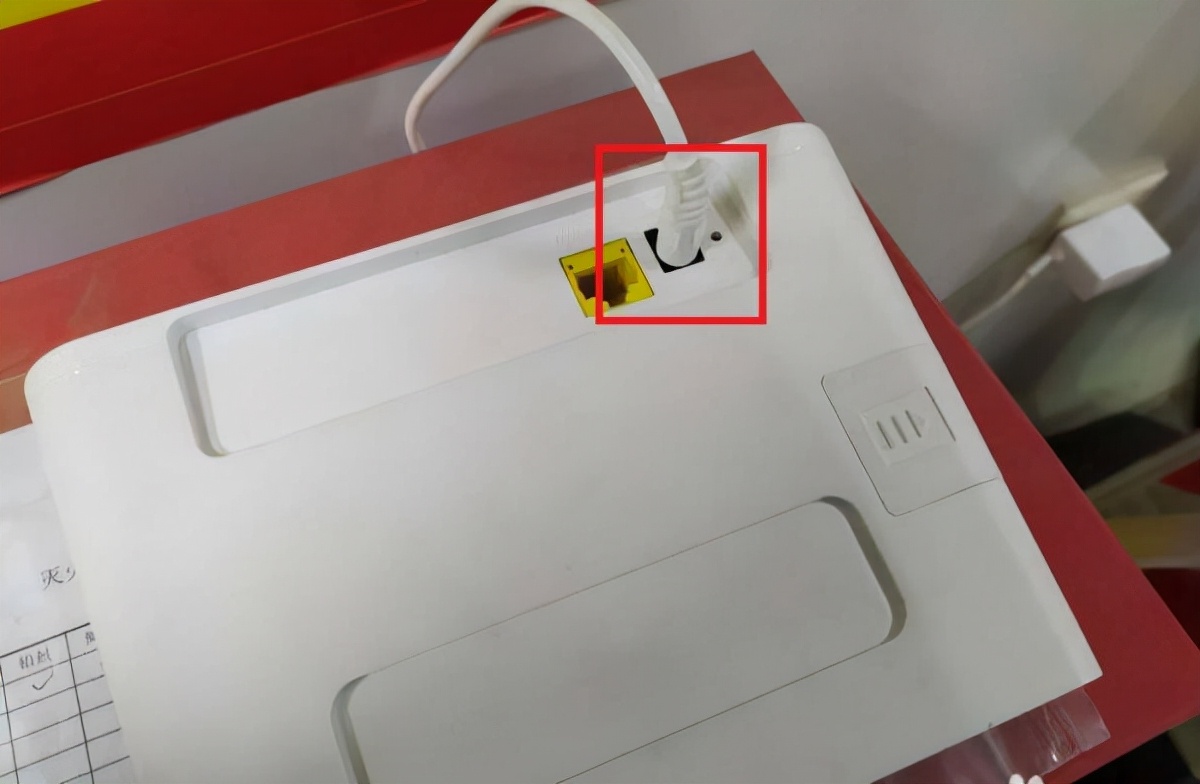 华为路由器亮红灯怎么解决,路由器亮红灯连不上网怎么办