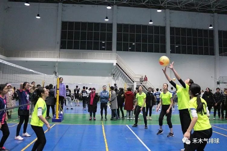 气排球传球手法与发力方式,气排球传球技巧