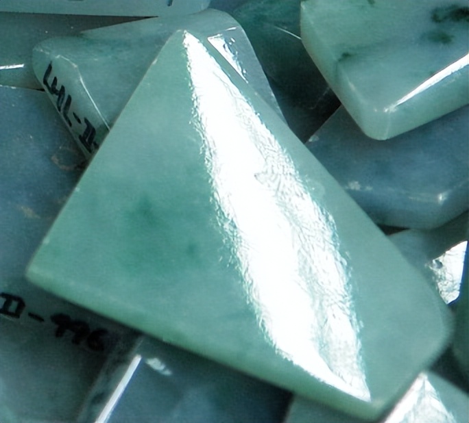 珠宝鉴定师王建泉,翡翠的优化处理及鉴别技巧是什么