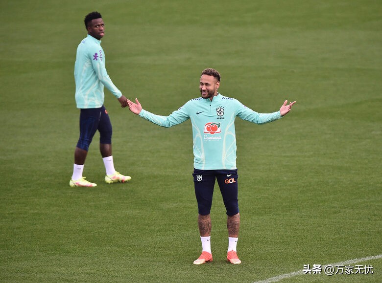 卡塔尔世界杯足球巨星排名前十名,卡塔尔世界杯去看的明星