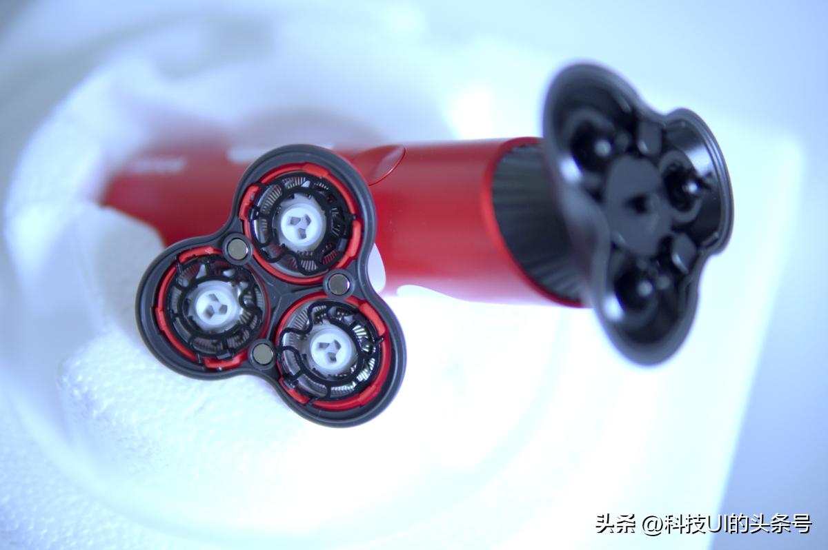 奔腾剃须刀pq9700星空,奔腾pq9700剃须刀有痘痘也能用吗