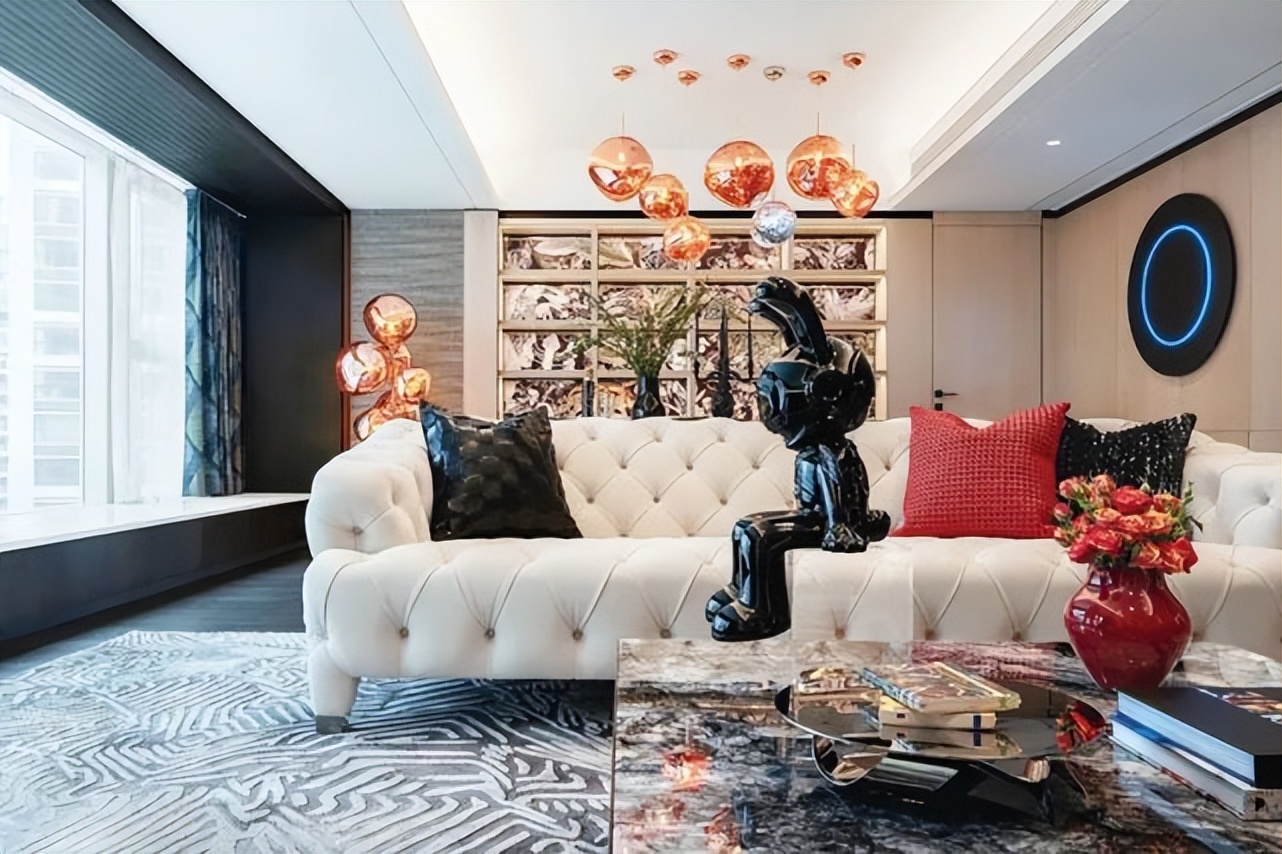 走进潮流之家——潮流艺术与现代居家空间美学｜极次元文化