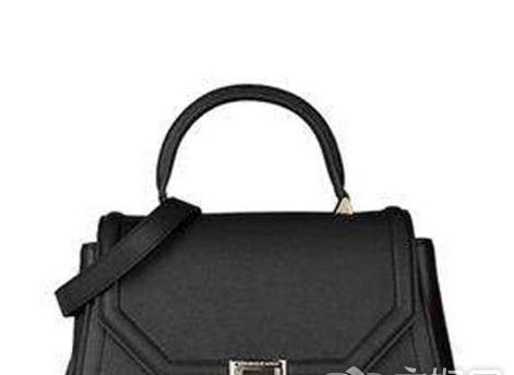 小ck跟ck的全称,小ck说的是什么品牌