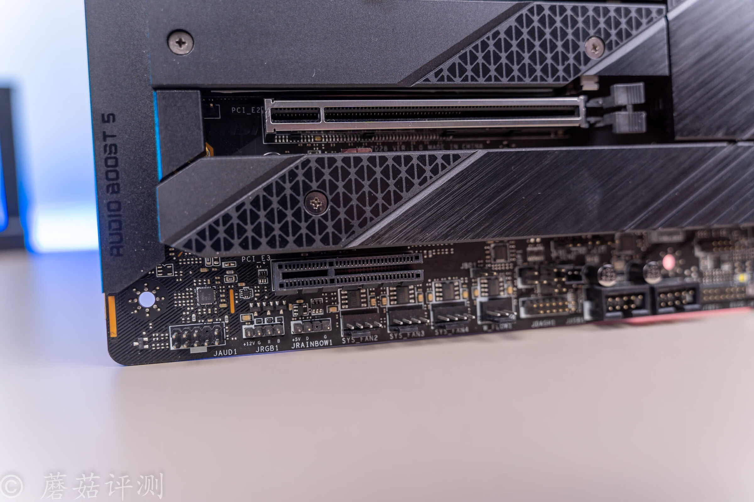 微星哪款机箱散热好,散热好的机箱matx