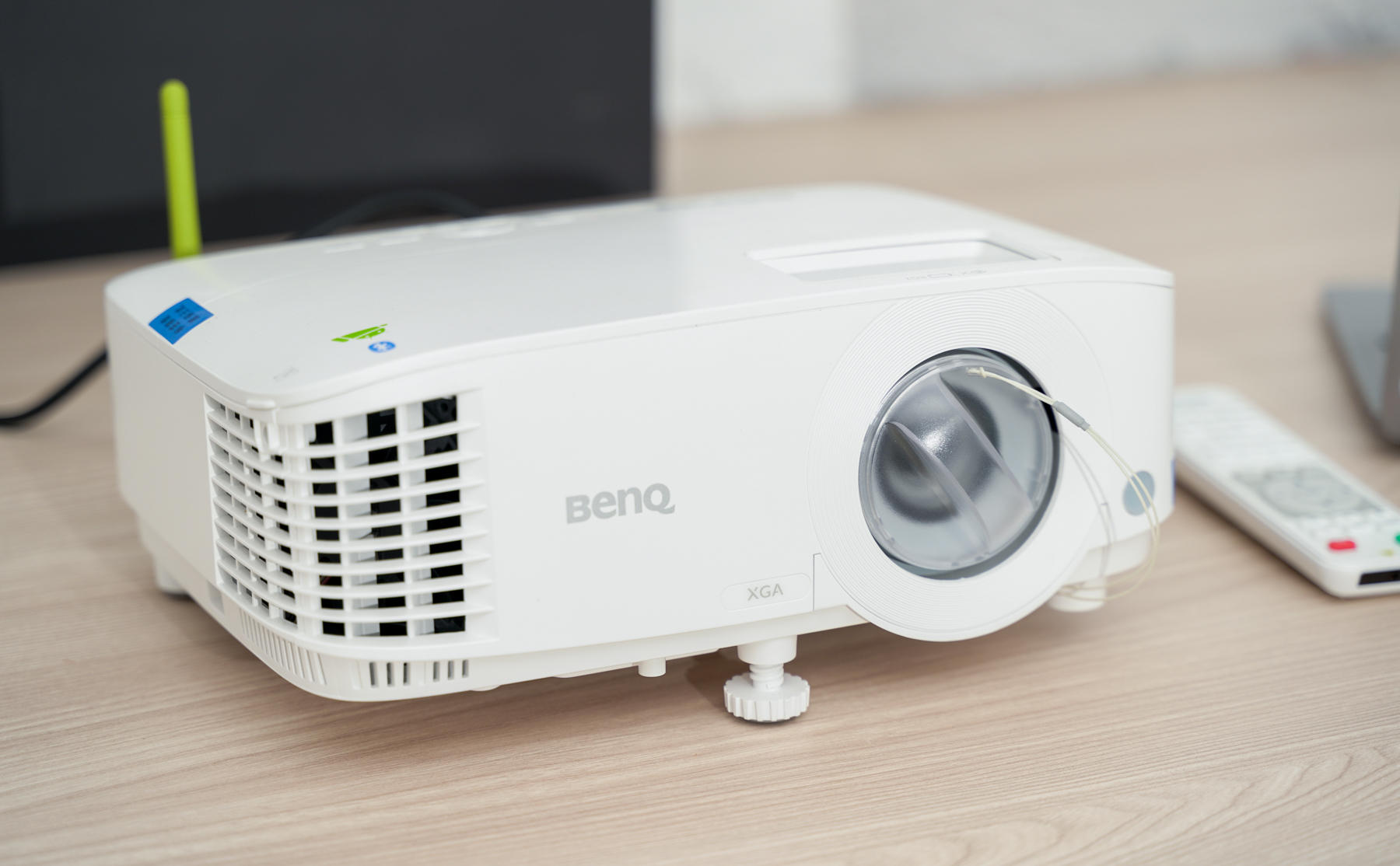 明基e540投影仪效果,2021年明基e540投影仪还值得买吗