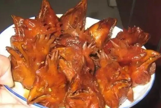 五香鸡头的做法大全集,五香鸡头最正宗的做法