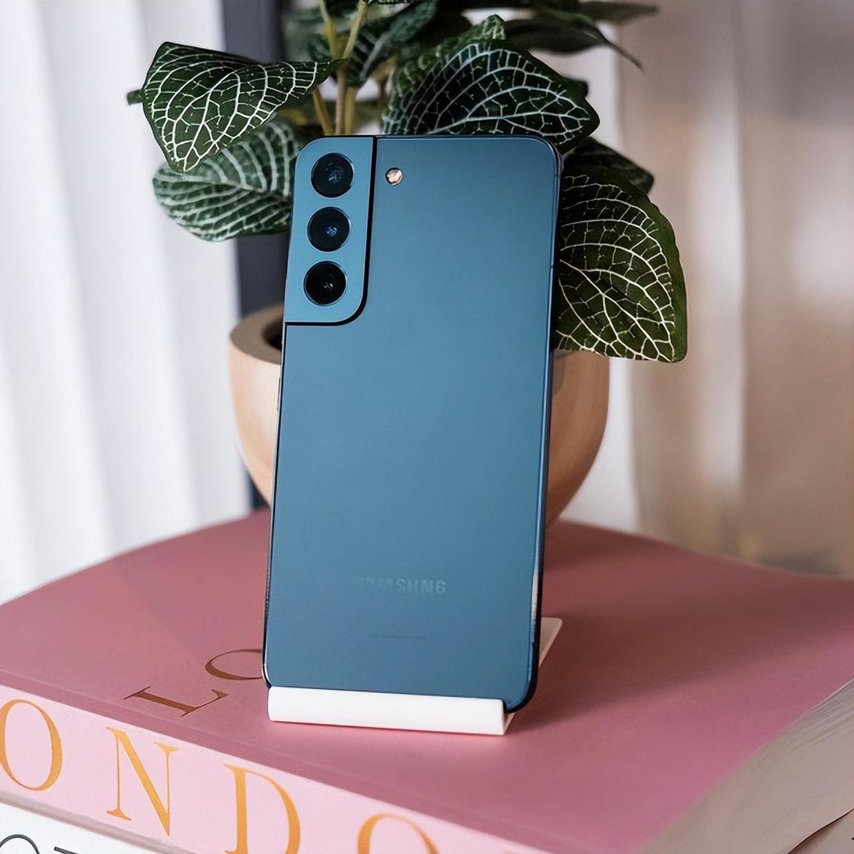 三星“发飙”了，IP68+3D指纹+30倍空间变焦，仅2899元