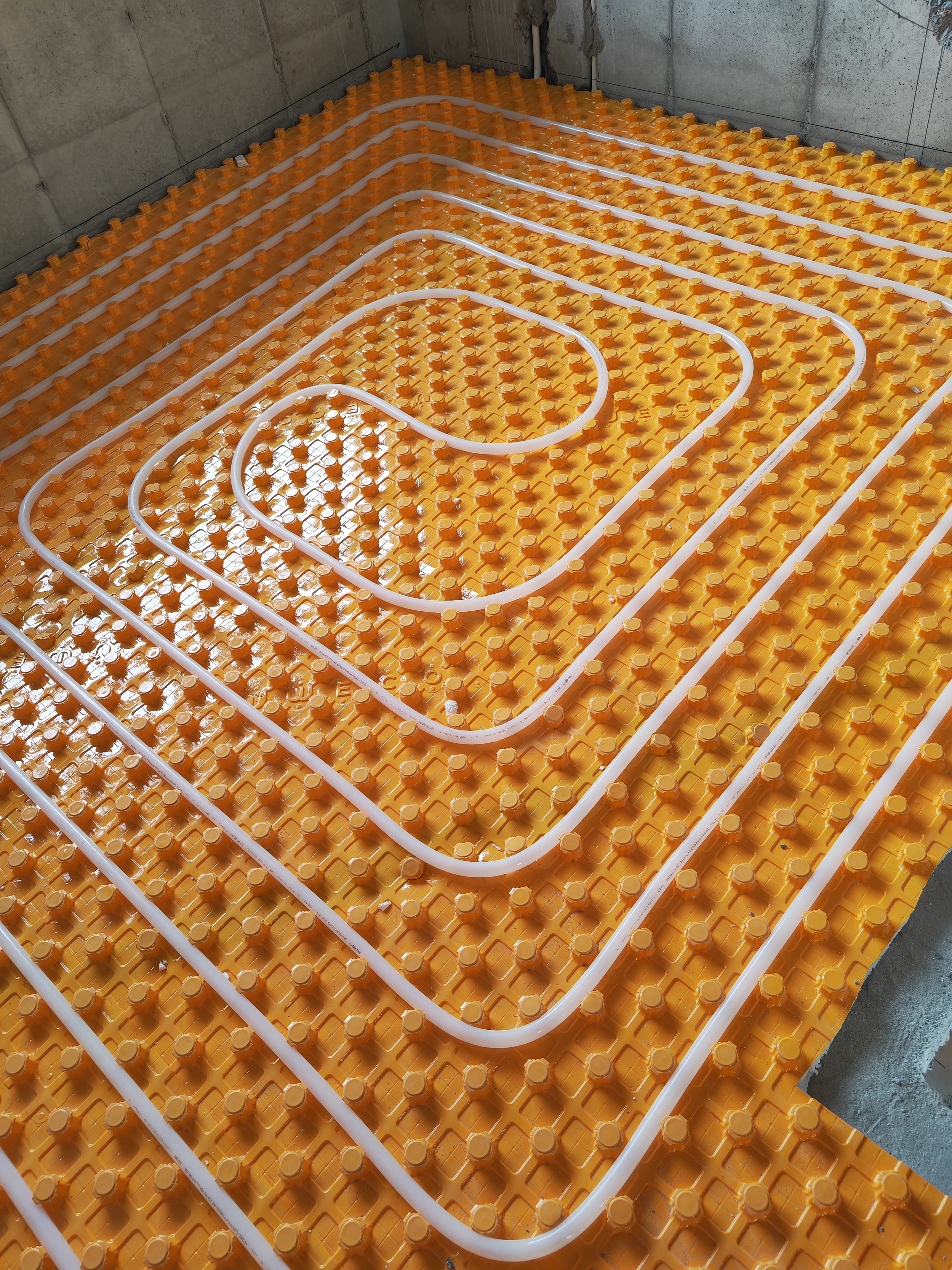 怎样解决地暖热的问题,怎么解决地暖温差问题