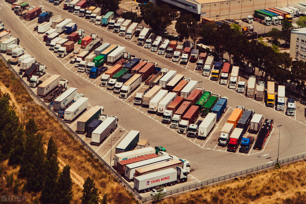 日本网购为什么比实体店好,为什么日本人喜欢去实体店购物