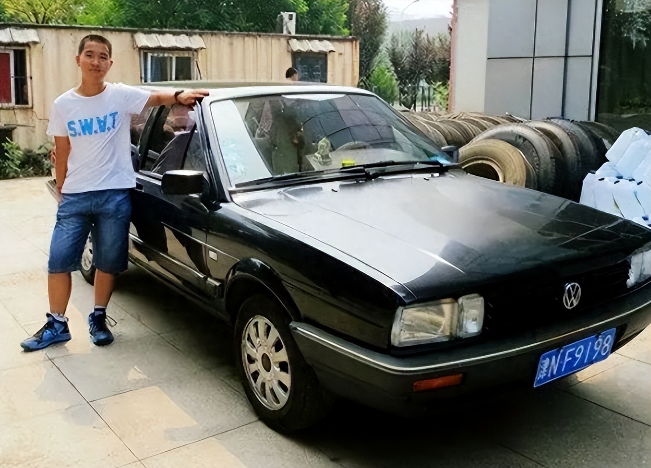 引进大众桑塔纳时的定价,桑塔纳德方最初定价