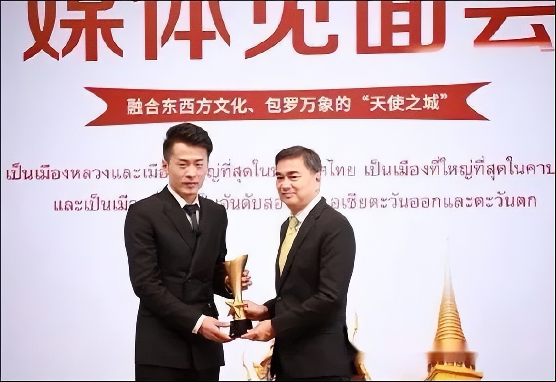 辛巴带货登上财经频道,辛巴现身泰国带货回放