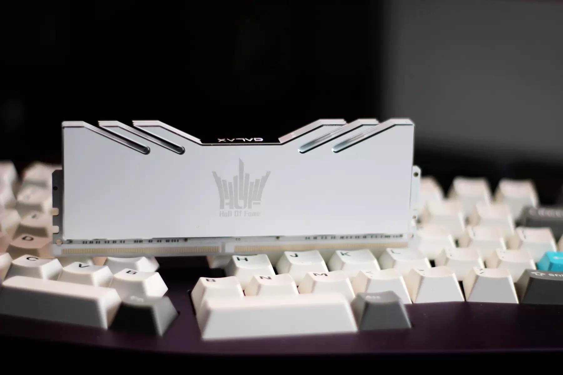 影驰b660m金属大师,影驰b660金属大师主板超外频