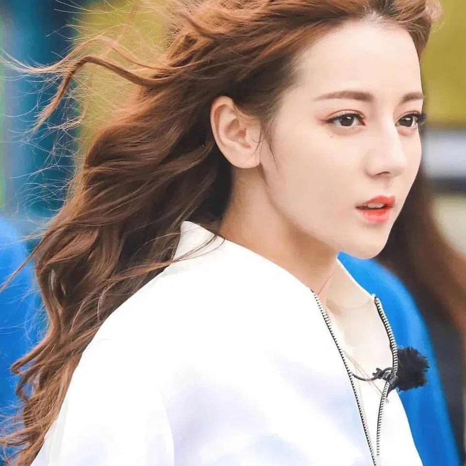 发色2022年最火发色上班族,男生低调上班族发色