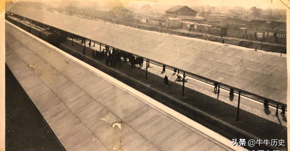 男人藏品,男子收藏罕见100元纸币