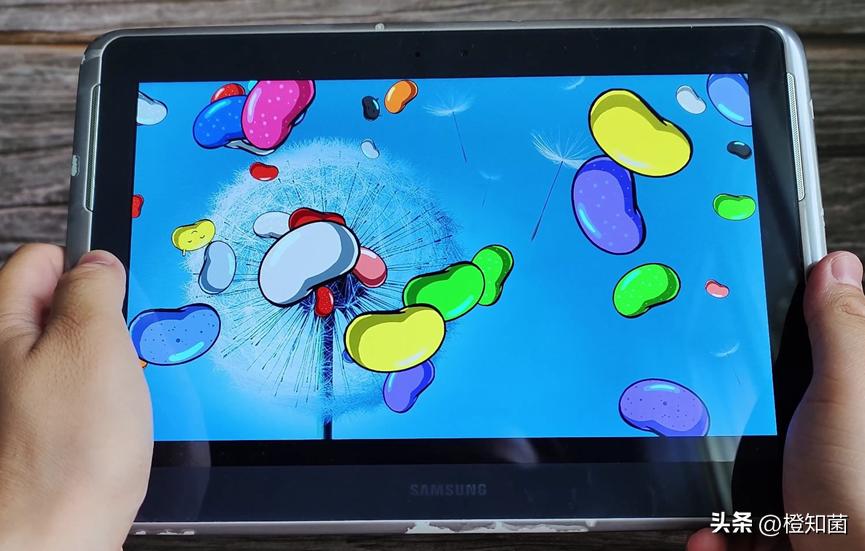 10年前的安卓平板怎么变成显示器,10多年前的平板