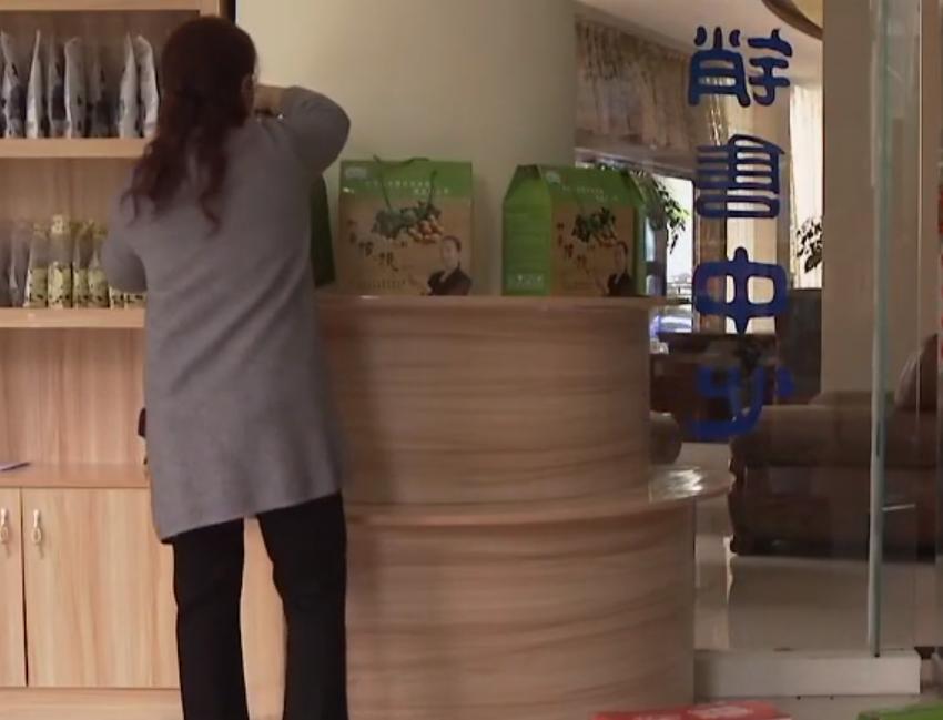 贵州农村大姐成卖货高手，靠3句话1年卖出600万，什么话如此招财