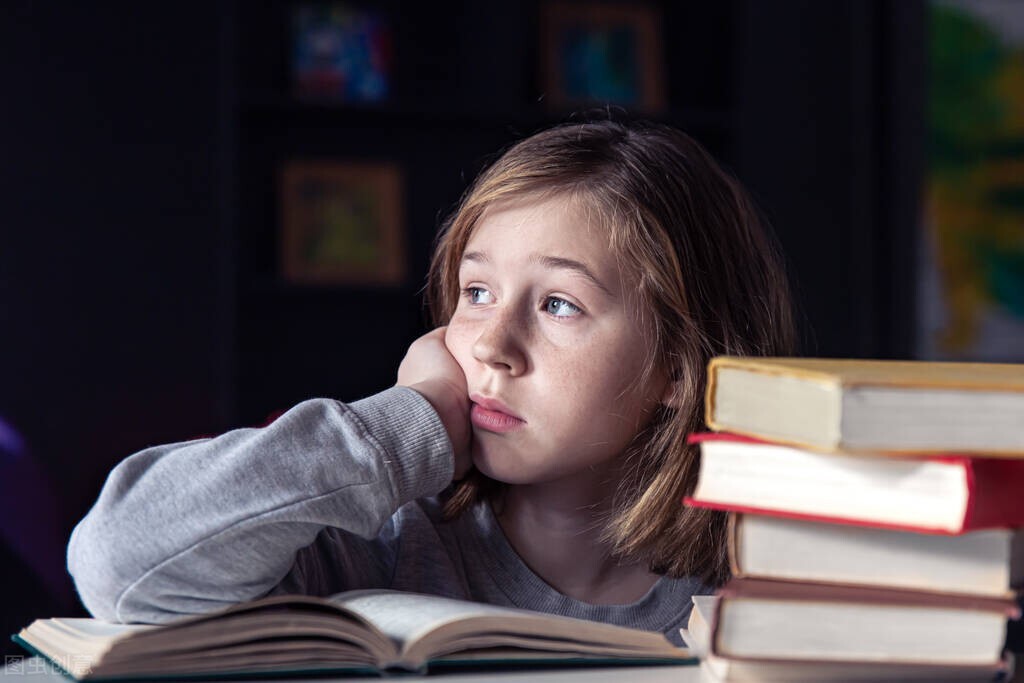 唐诗三百首里的关于读书的诗句,十八首关于读书的古诗