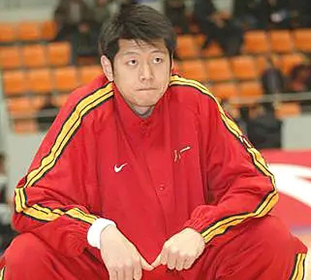 莫科周雅菲照顾王凡父母,八一女篮王凡死因详细