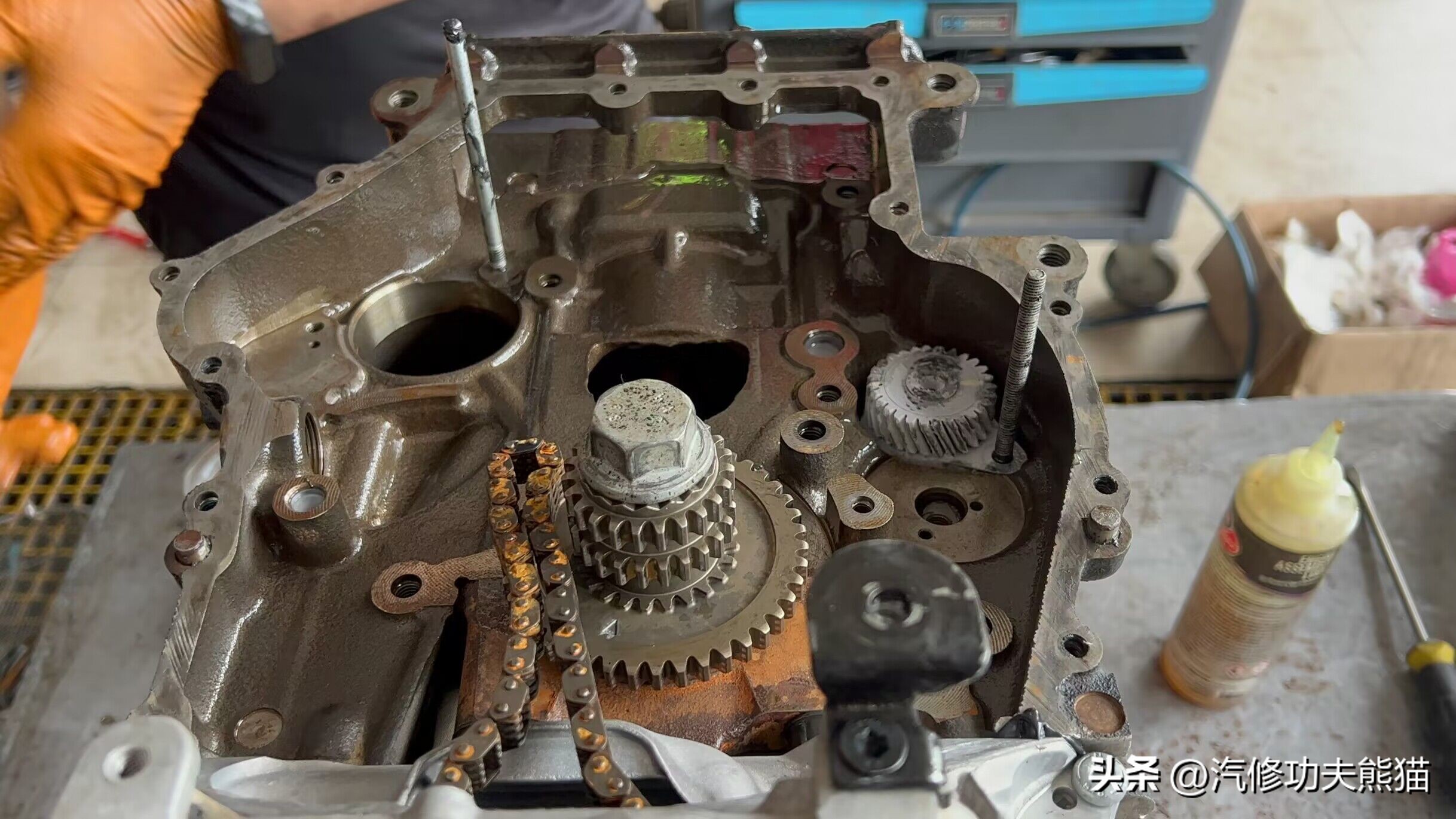 奥迪q3修车,奥迪q3烧机油大修发动机